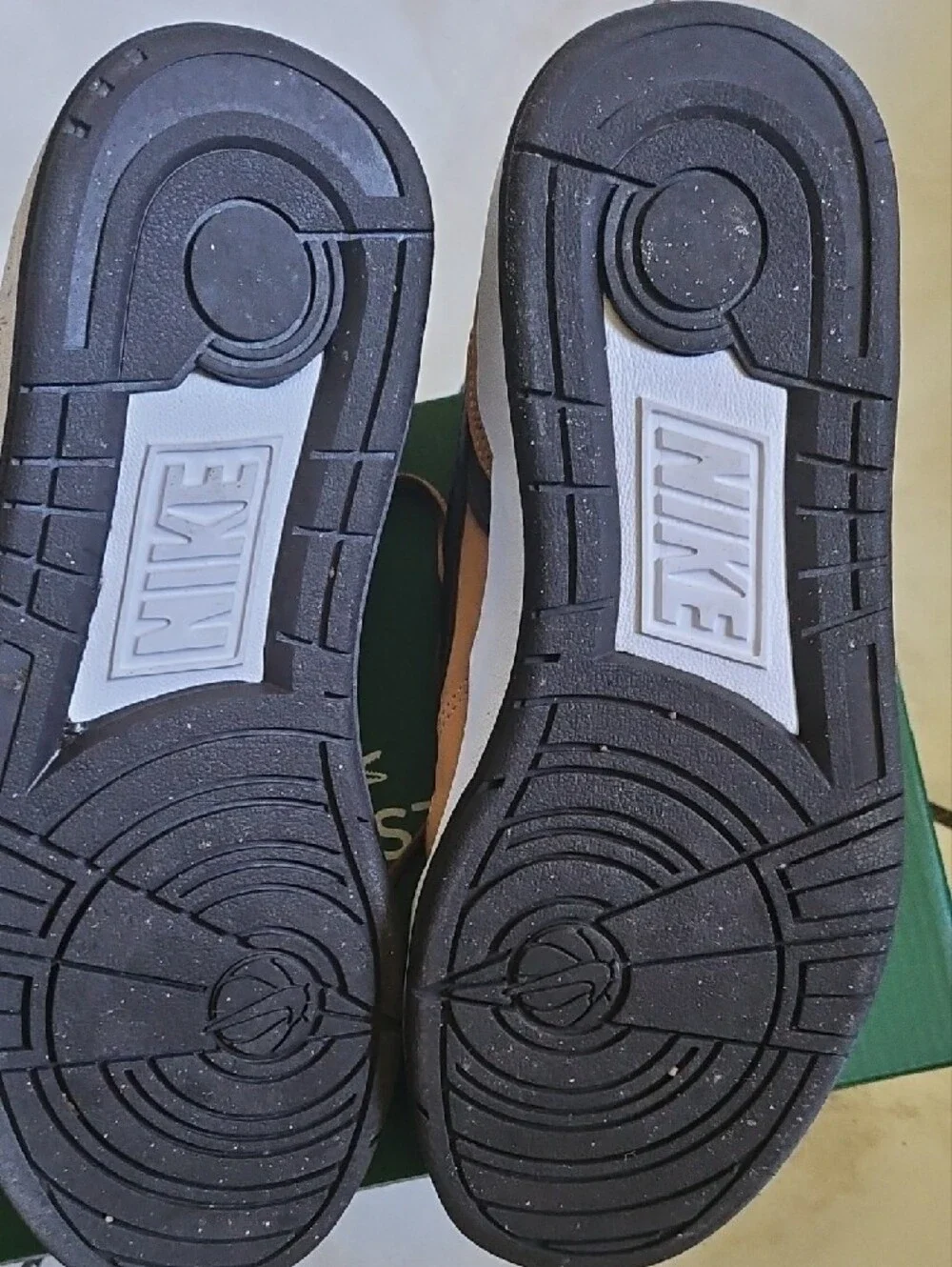 Nike Men’s Tan and Black Low-Top Sneakers with White Midsole